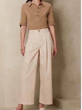 Banana Republic Wide Leg Crop Pants in “ecru”